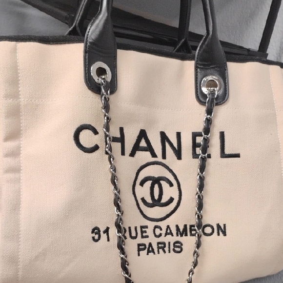 Source Unknown Beige and Black Tote - Picture 1 of 5